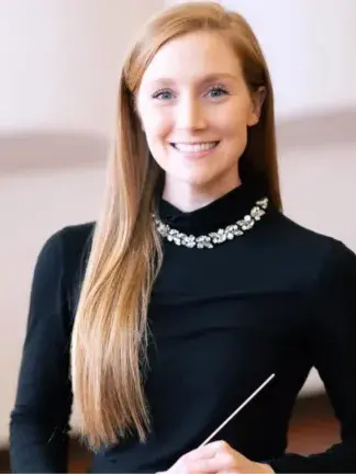 Nicole Mattfeld Headshot